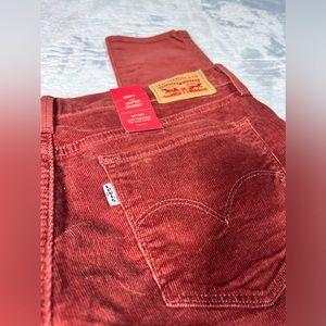 NWT LEVI’S 710 Super Skinny Corduroy Jeans 31